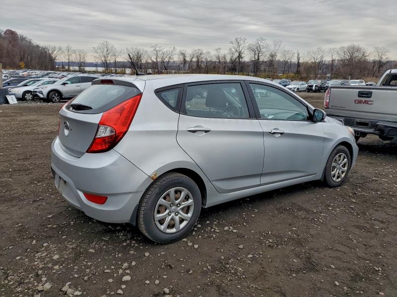 2013 HYUNDAI ACCENT #3305302309