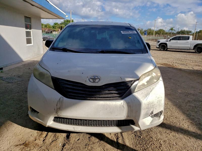 2017 TOYOTA SIENNA #3301638624