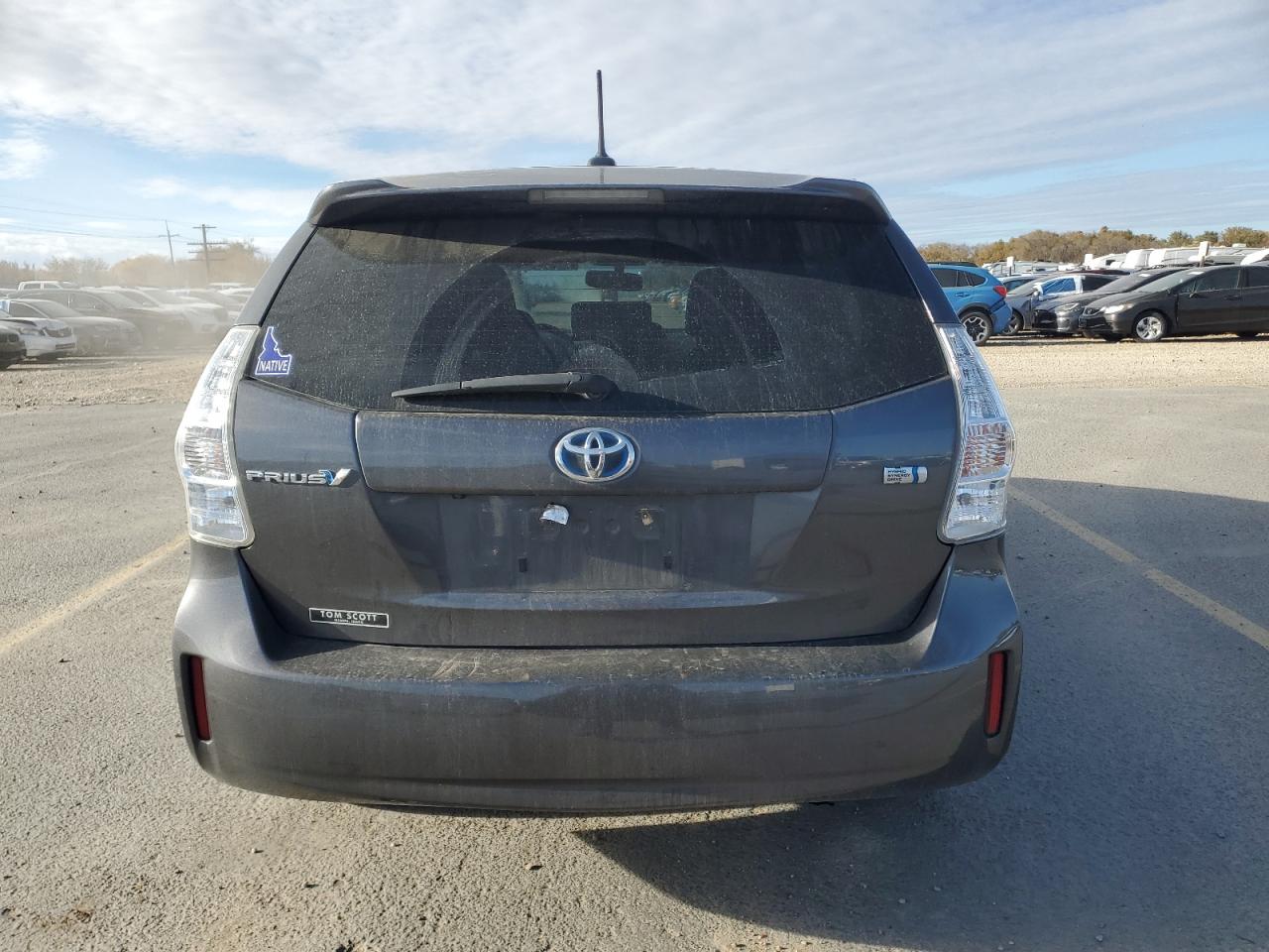 TOYOTA PRIUS V