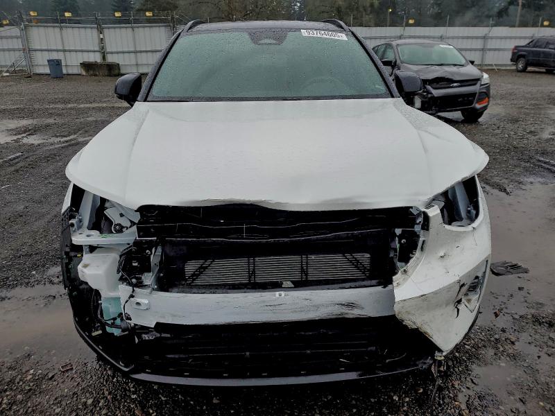 2024 VOLVO XC40 RECHA #3312301790