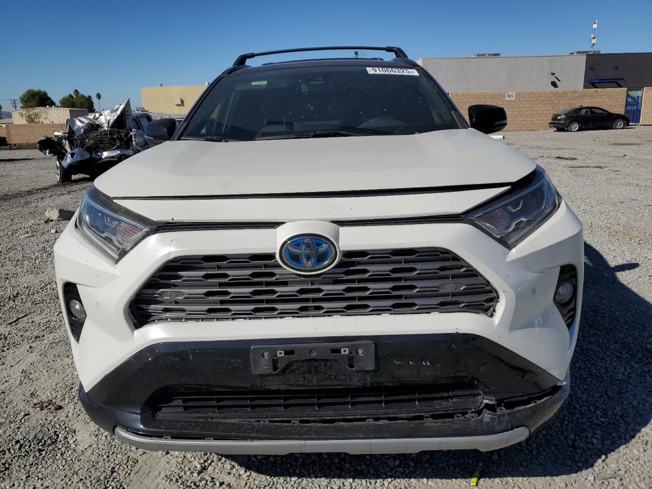 TOYOTA RAV4 XSE