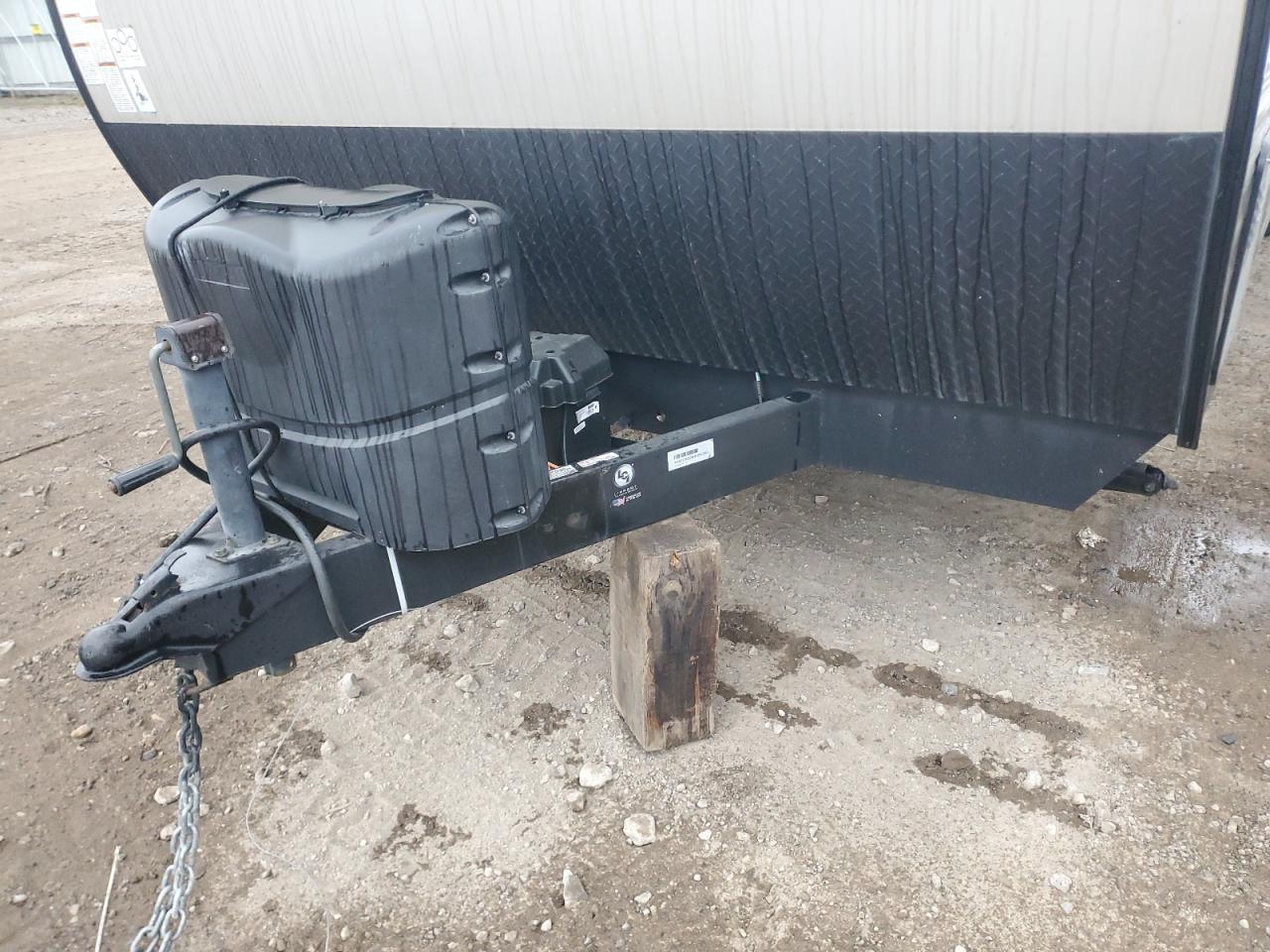 Lot #3287229280 2017 CHEROKEE GREY WOLF