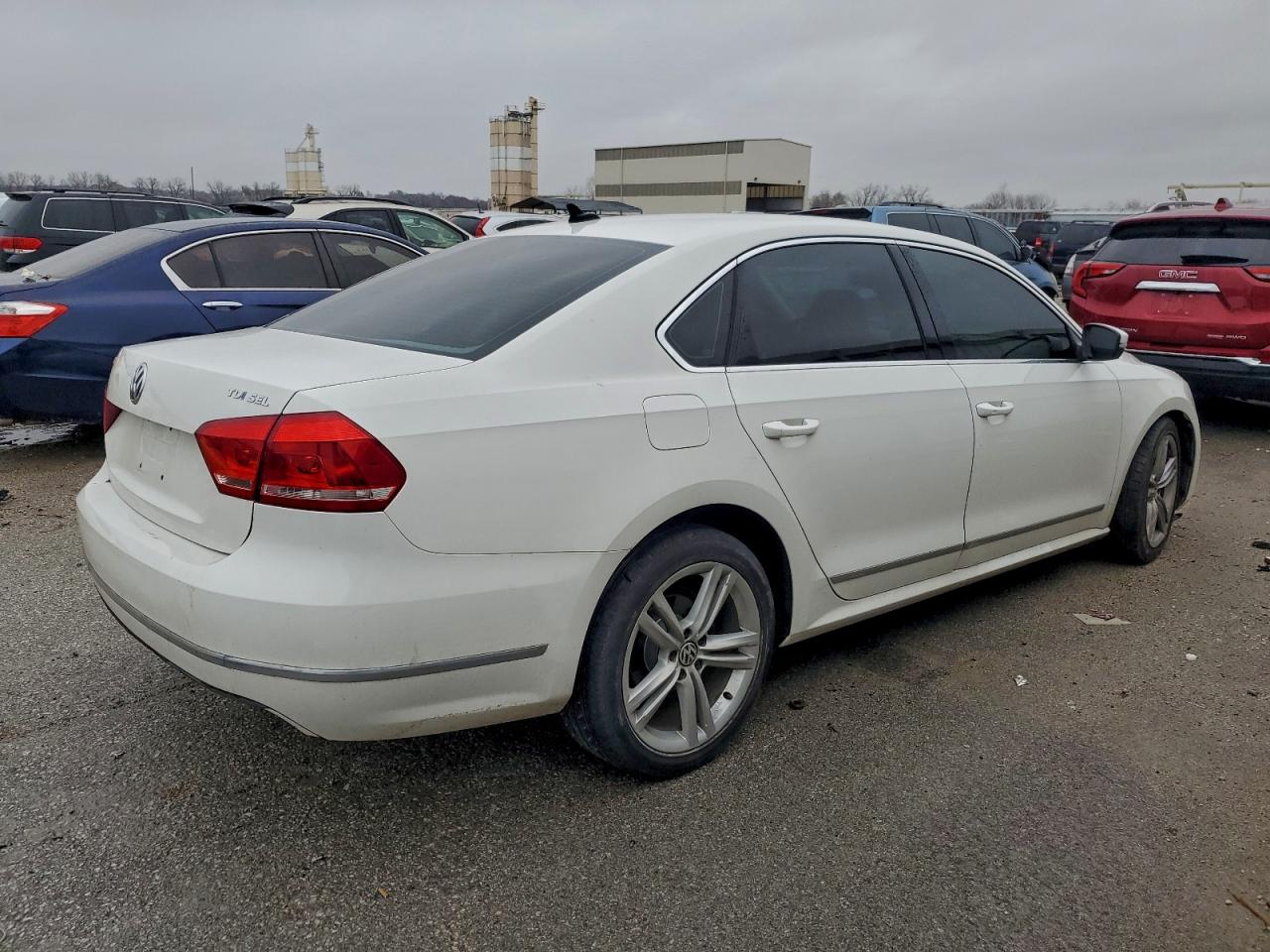VOLKSWAGEN PASSAT SEL
