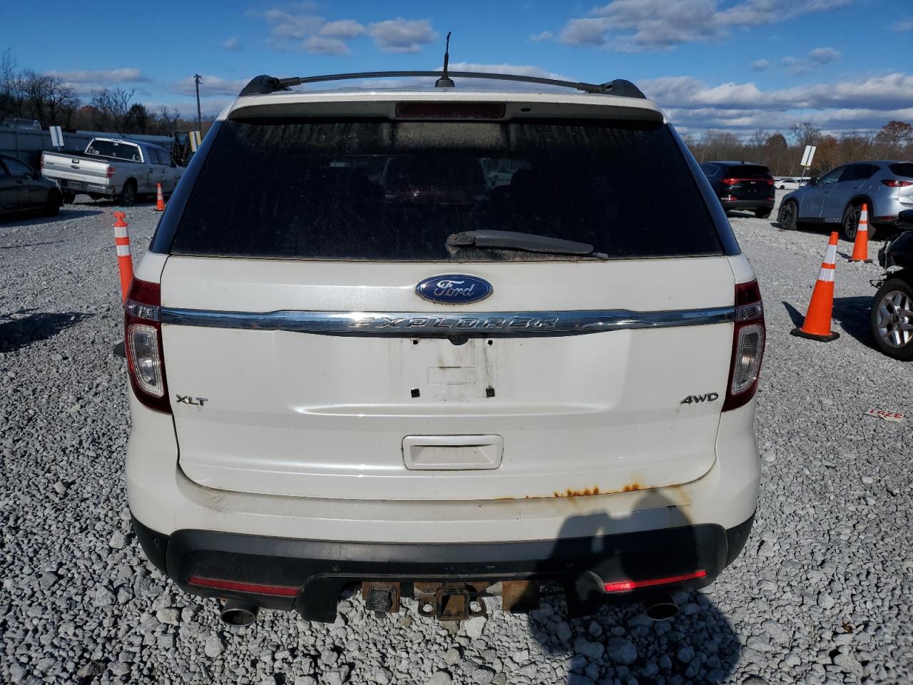 FORD EXPLORER XLT