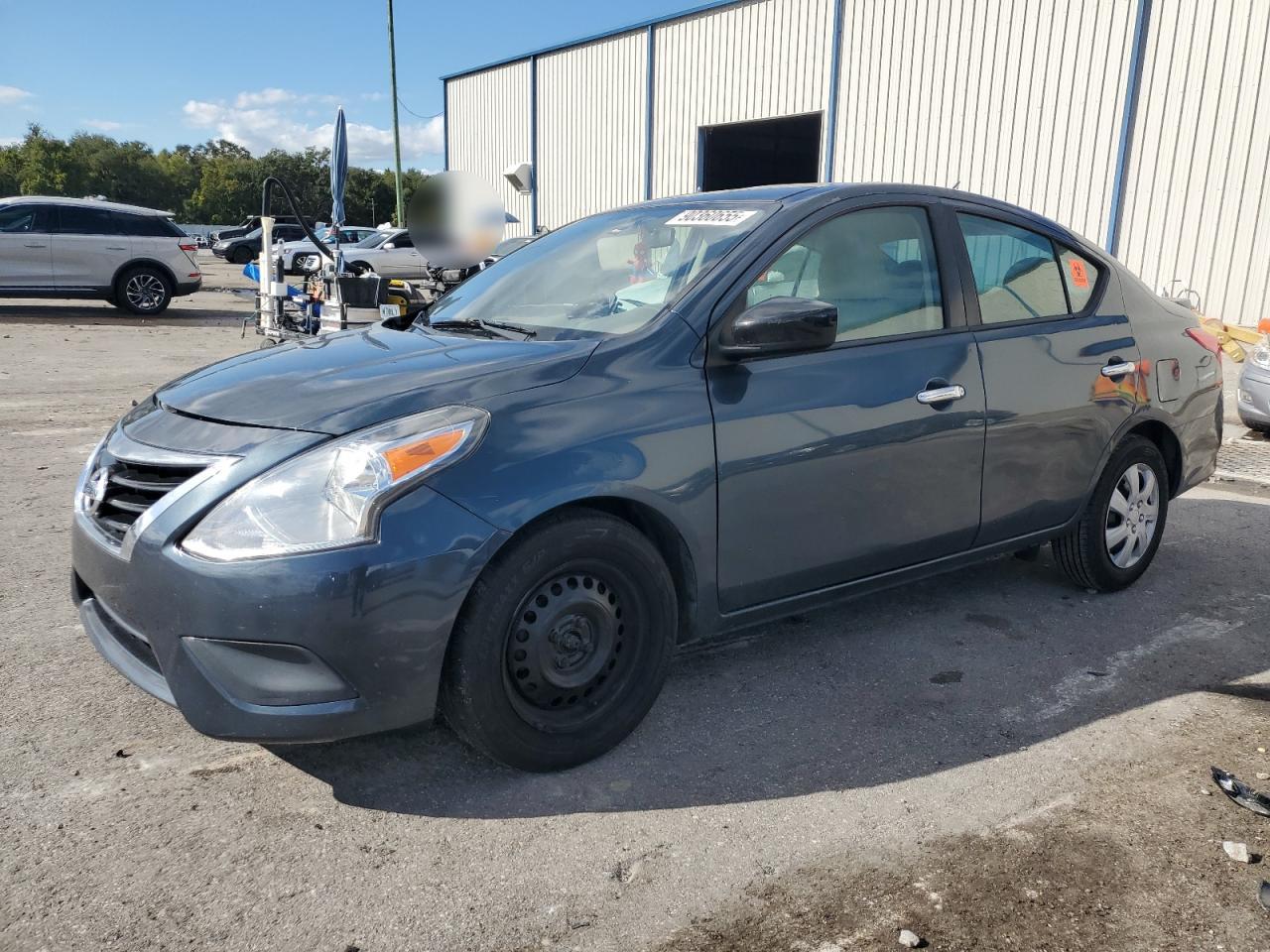 NISSAN VERSA S