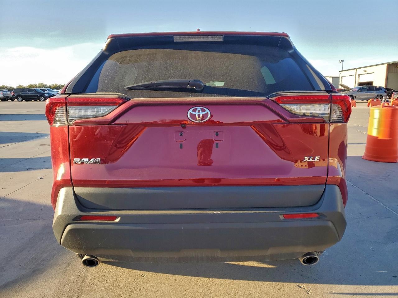 TOYOTA RAV4 XLE