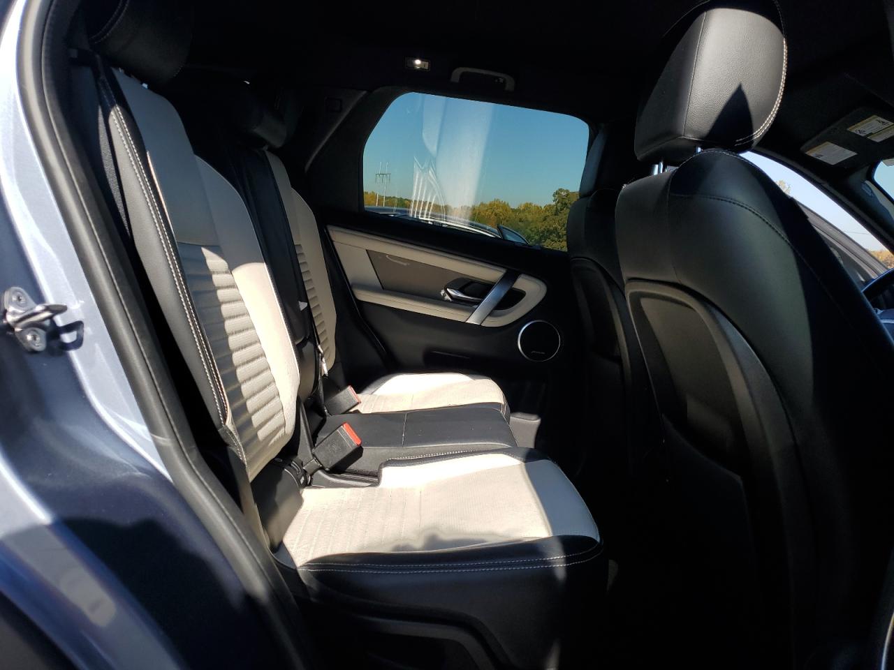 LAND ROVER DISCOVERY S R-DYNAMIC