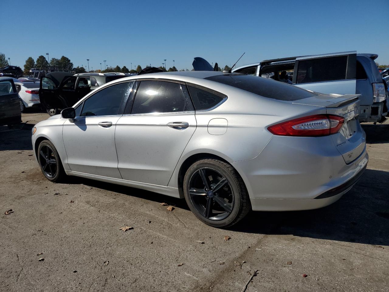 FORD FUSION SE