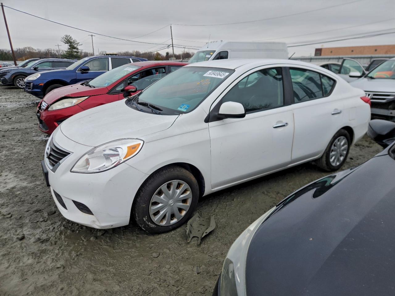 NISSAN VERSA S