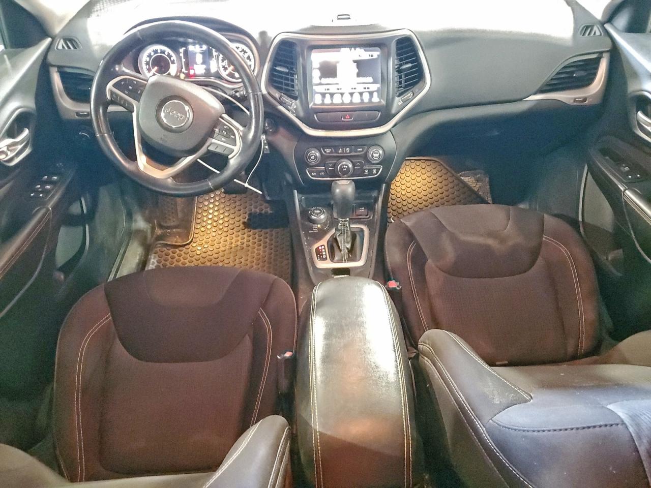 JEEP GRAND CHEROKEE LATITUDE