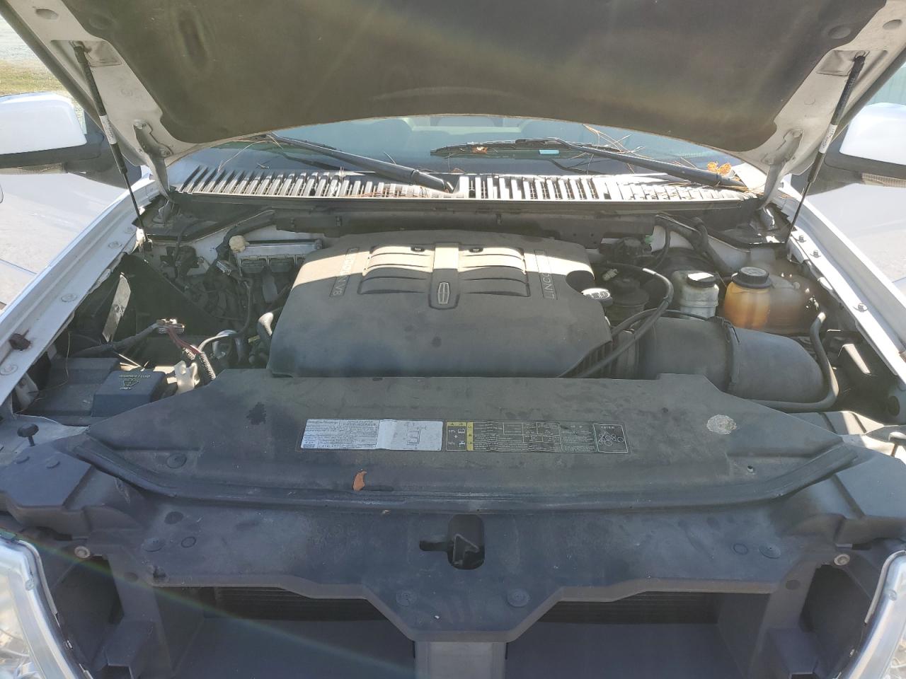 Lot #3297111511 2003 LINCOLN NAVIGATOR