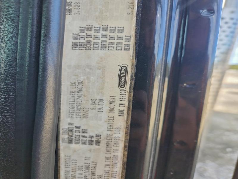 2004 FREIGHTLINER SPORT CHAS #3303744423