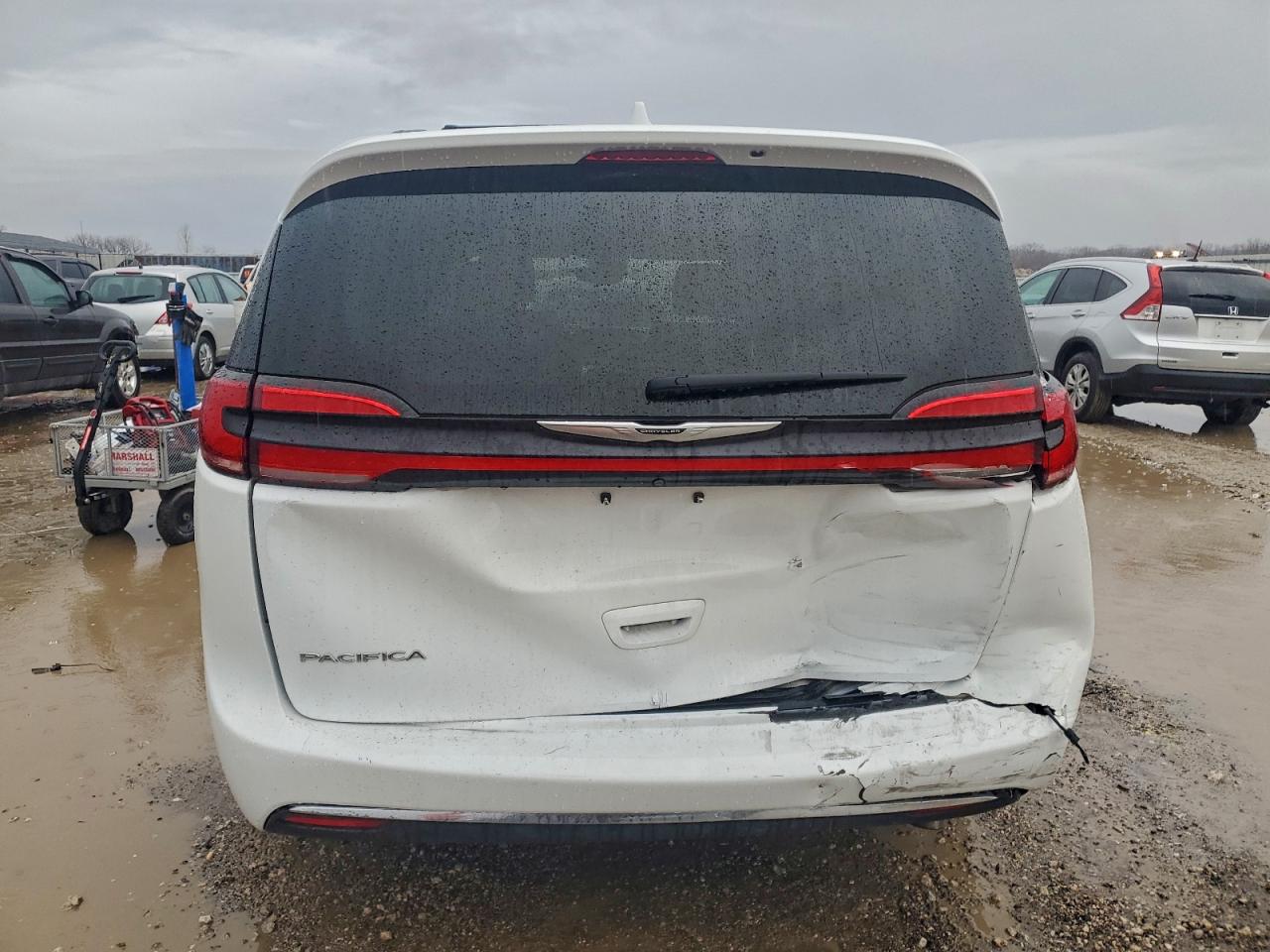 CHRYSLER PACIFICA TOURING L