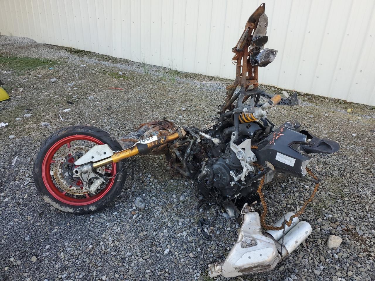 Lot #3305527069 2018 DUCATI SUPERSPORT