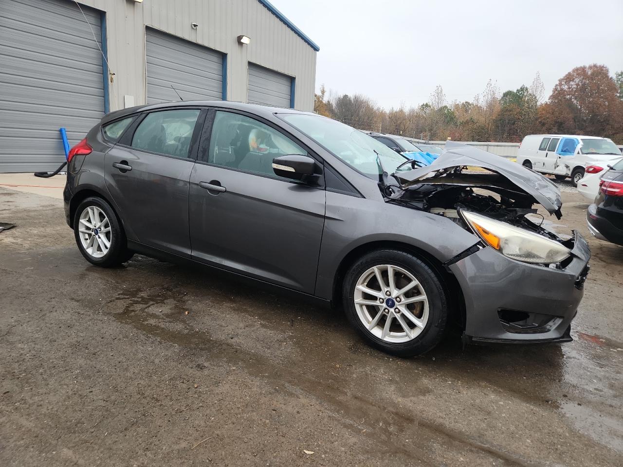 FORD FOCUS SE