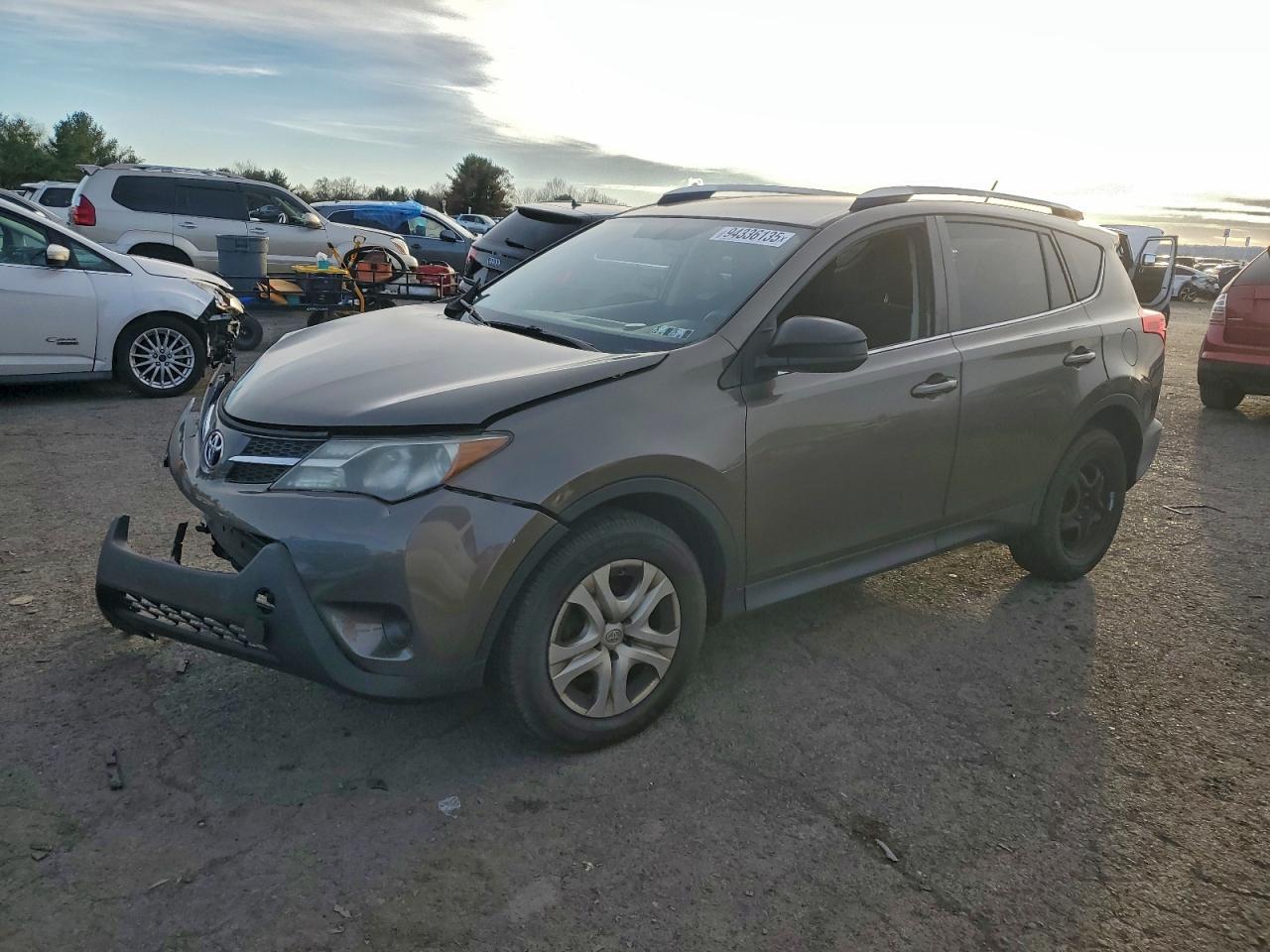 TOYOTA RAV4 LE