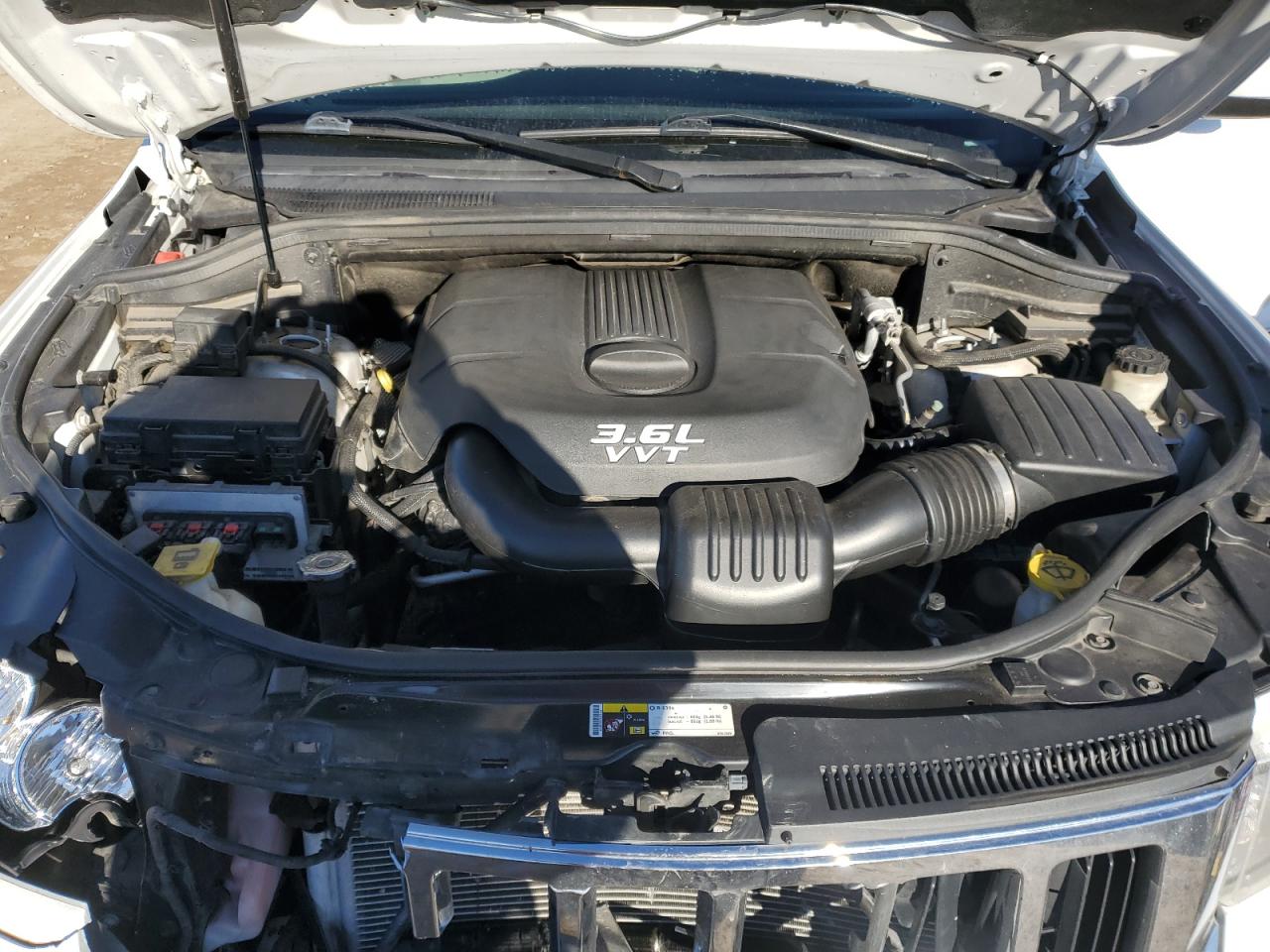 JEEP GRAND CHEROKEE LAREDO