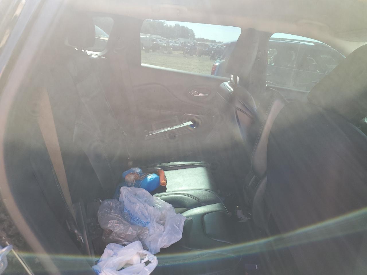 JEEP GRAND CHEROKEE LATITUDE PLUS