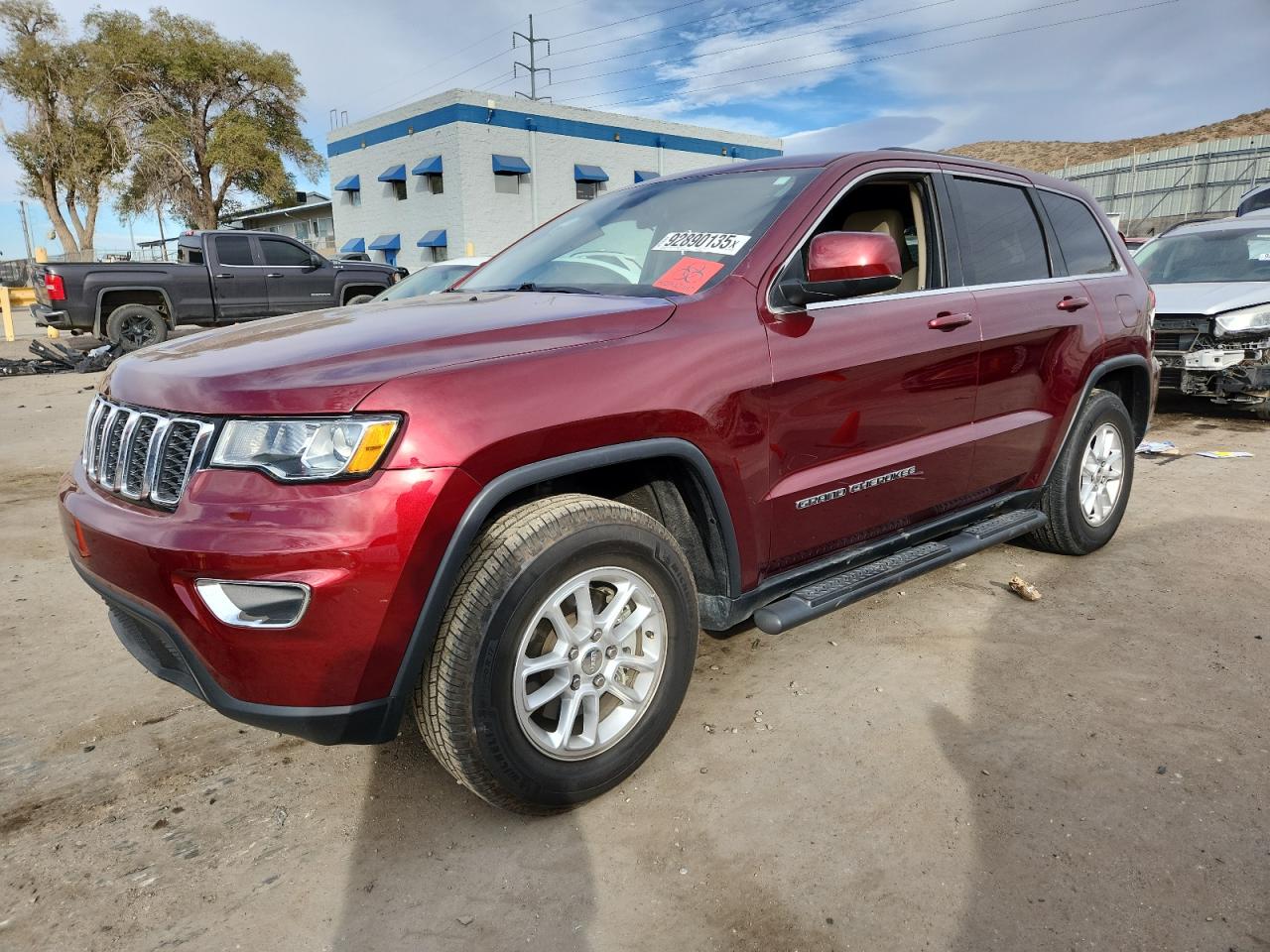 JEEP GRAND CHEROKEE LAREDO