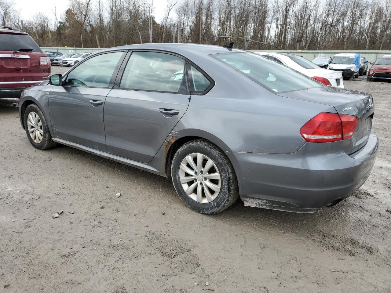 VOLKSWAGEN PASSAT S