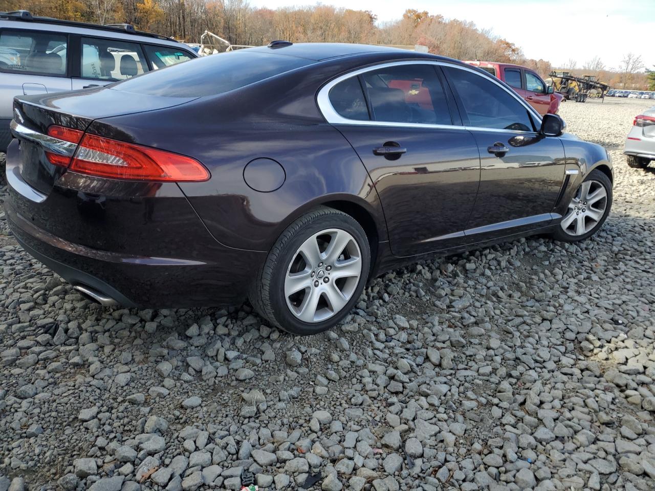 JAGUAR XF PORTFOLIO