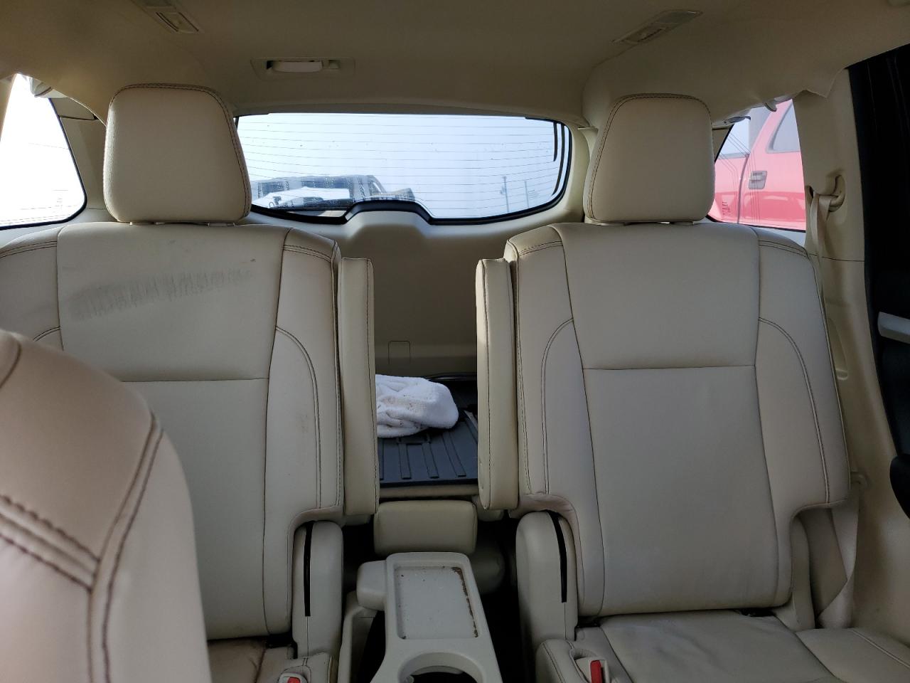 TOYOTA HIGHLANDER SE