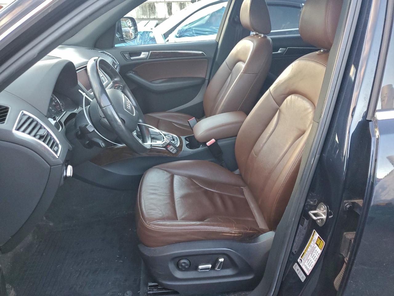 AUDI Q5 PREMIUM PLUS