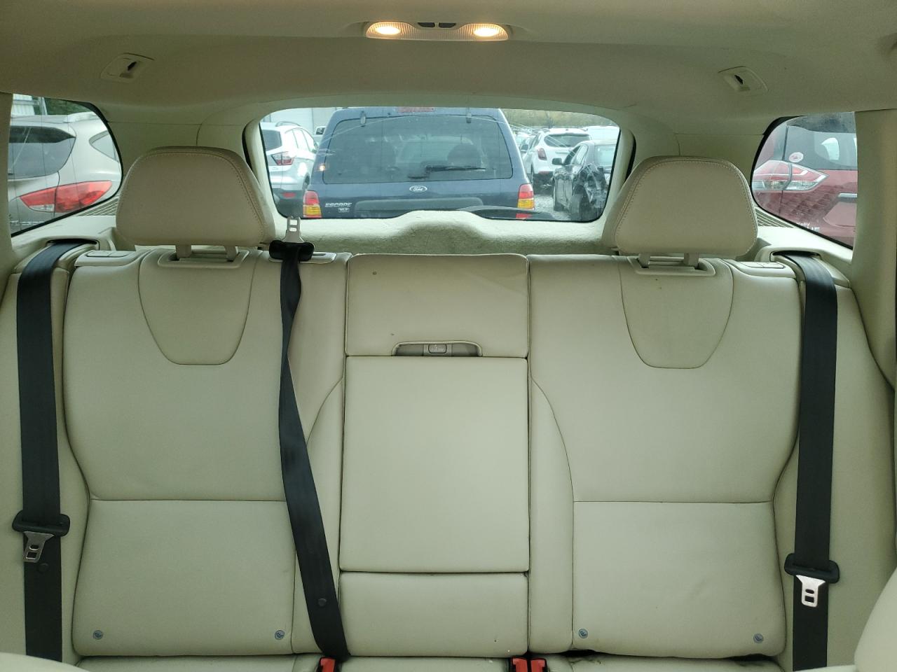 VOLVO XC60 T6 PREMIER