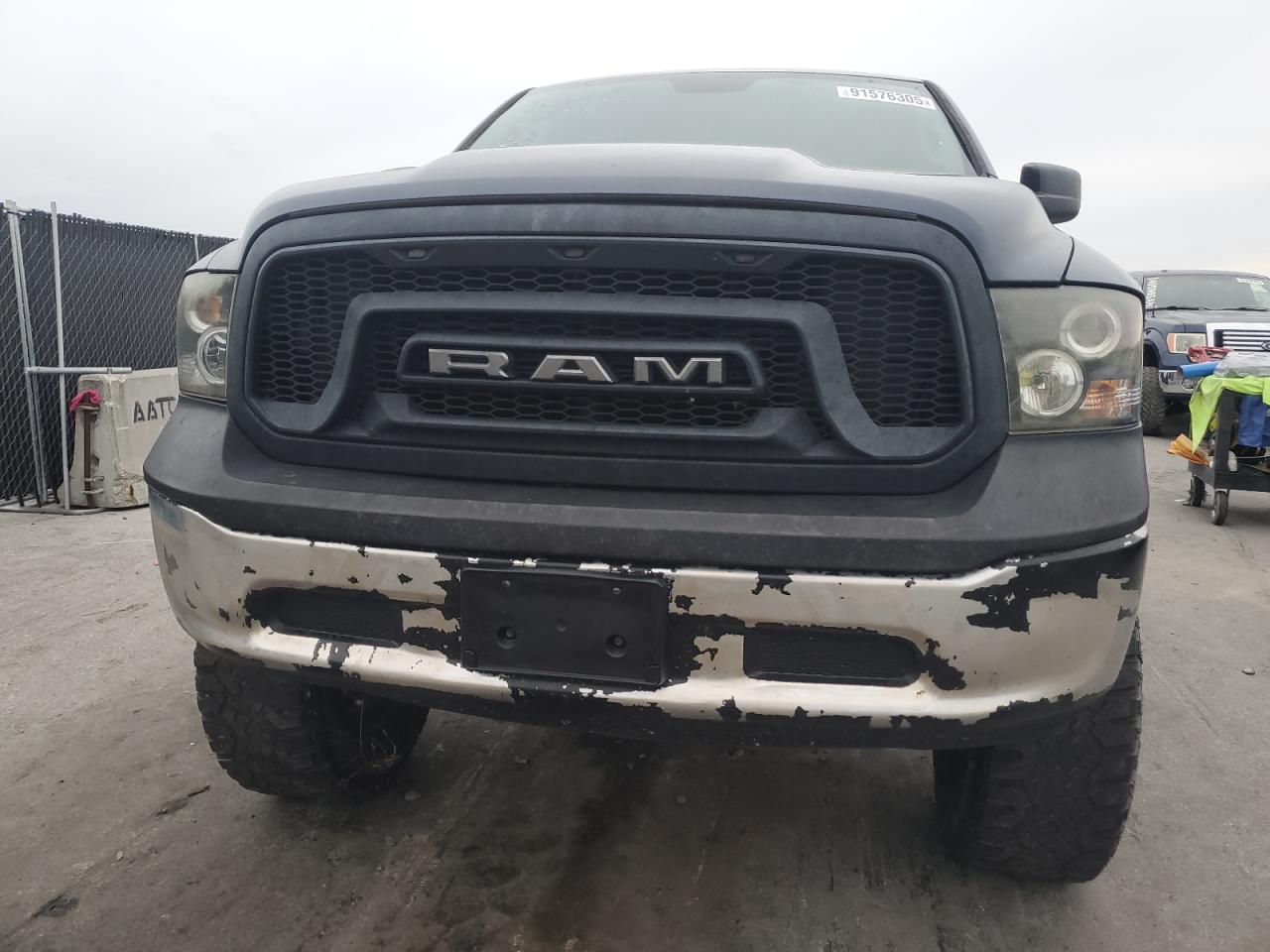 RAM 1500 SLT