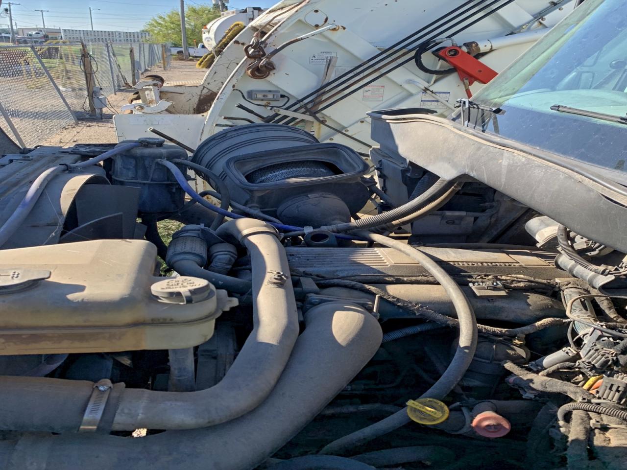 Lot #3294614027 2006 INTERNATIONAL 7000 7400