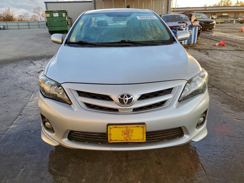 2013 TOYOTA COROLLA BA #3303913695