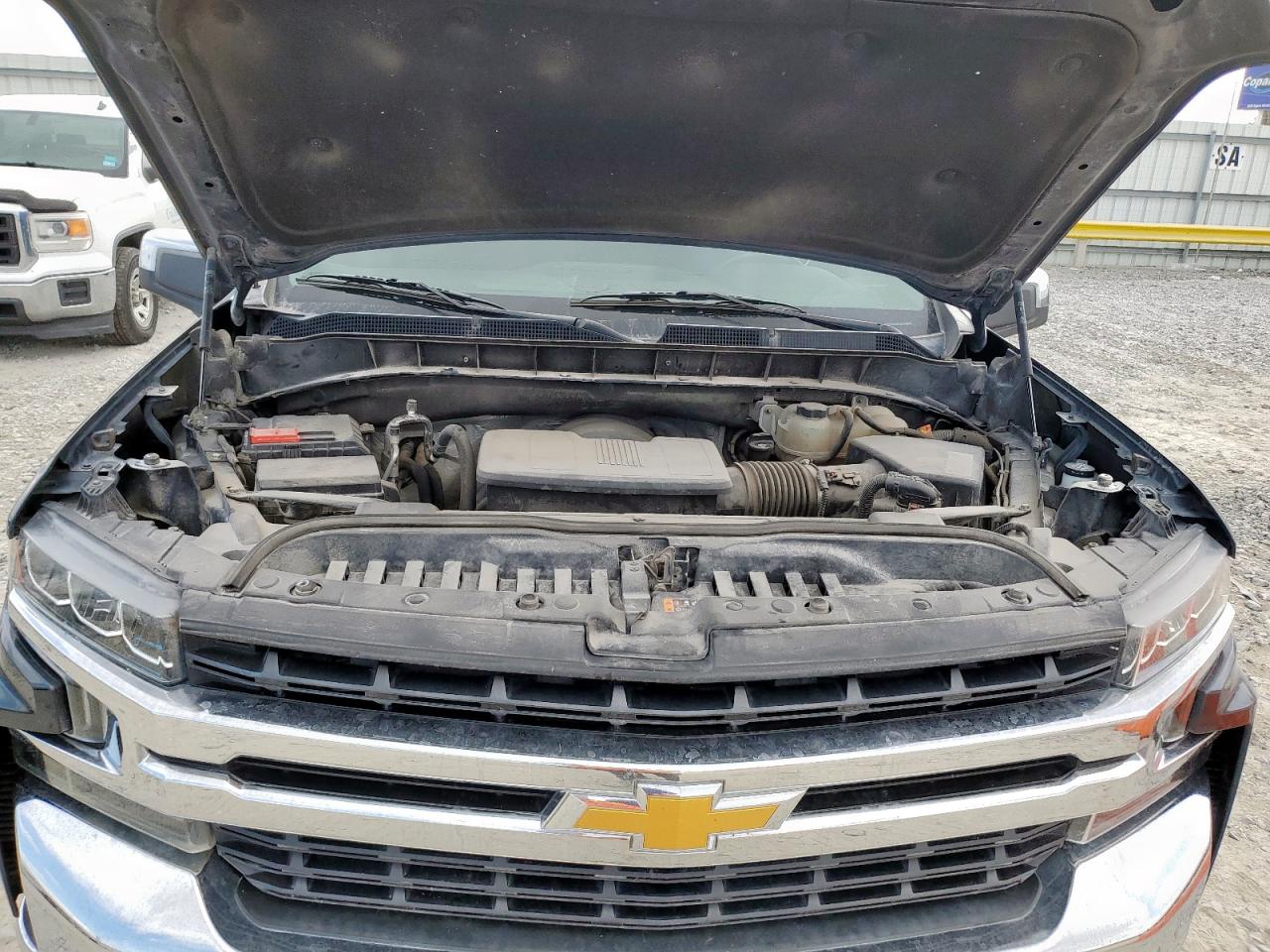 CHEVROLET SILVERADO C1500 LT