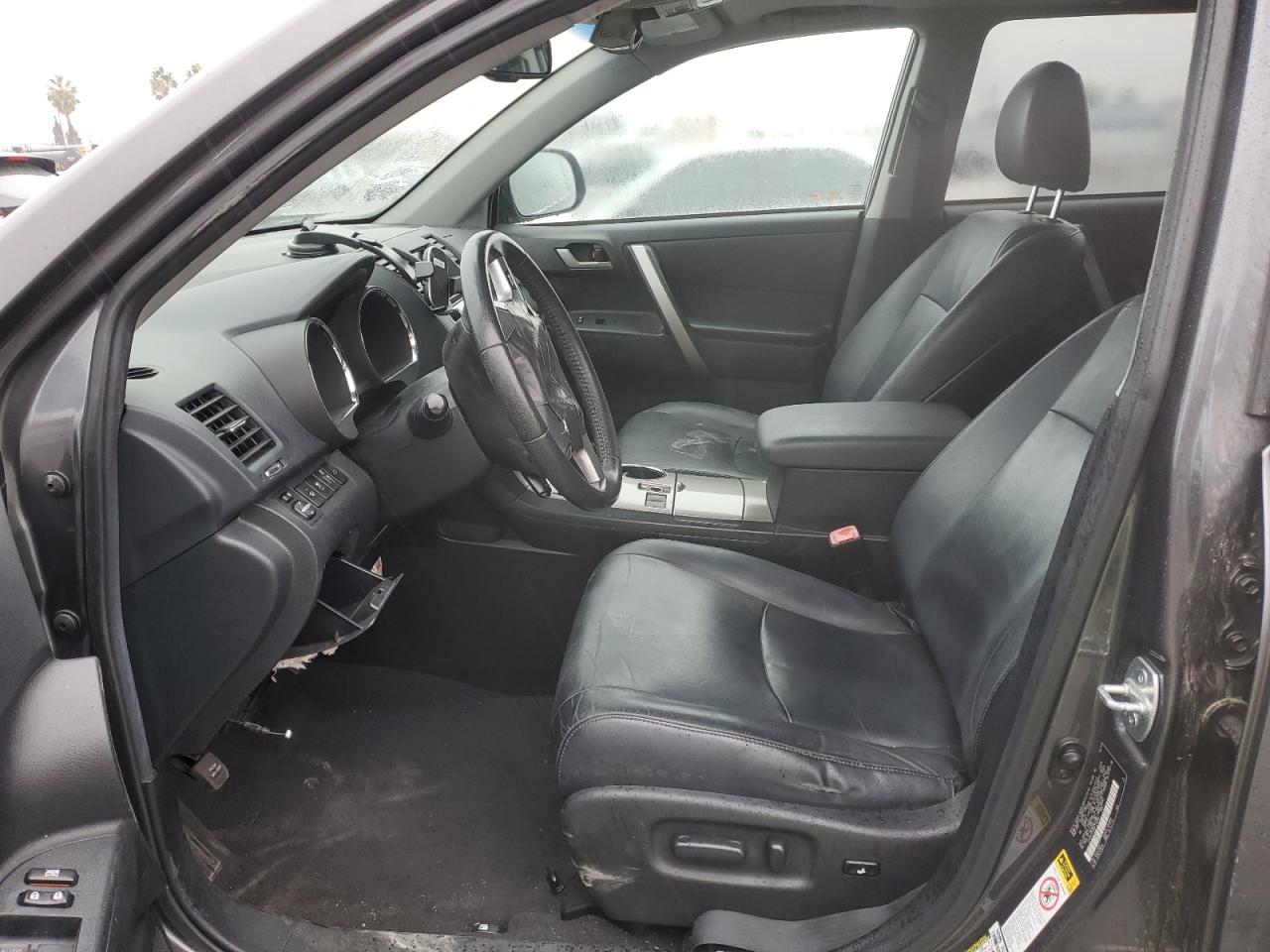 TOYOTA HIGHLANDER BASE