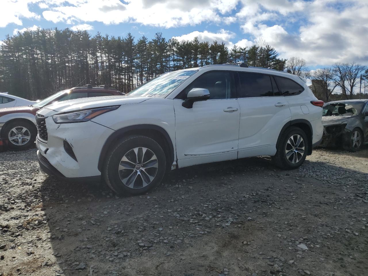 TOYOTA HIGHLANDER XLE