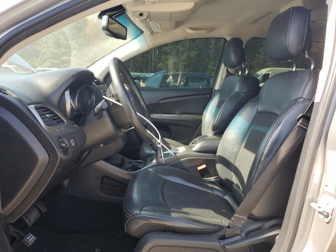 DODGE JOURNEY CROSSROAD