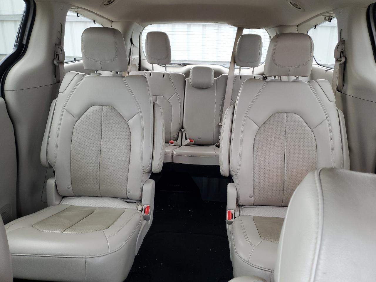 CHRYSLER PACIFICA TOURING L