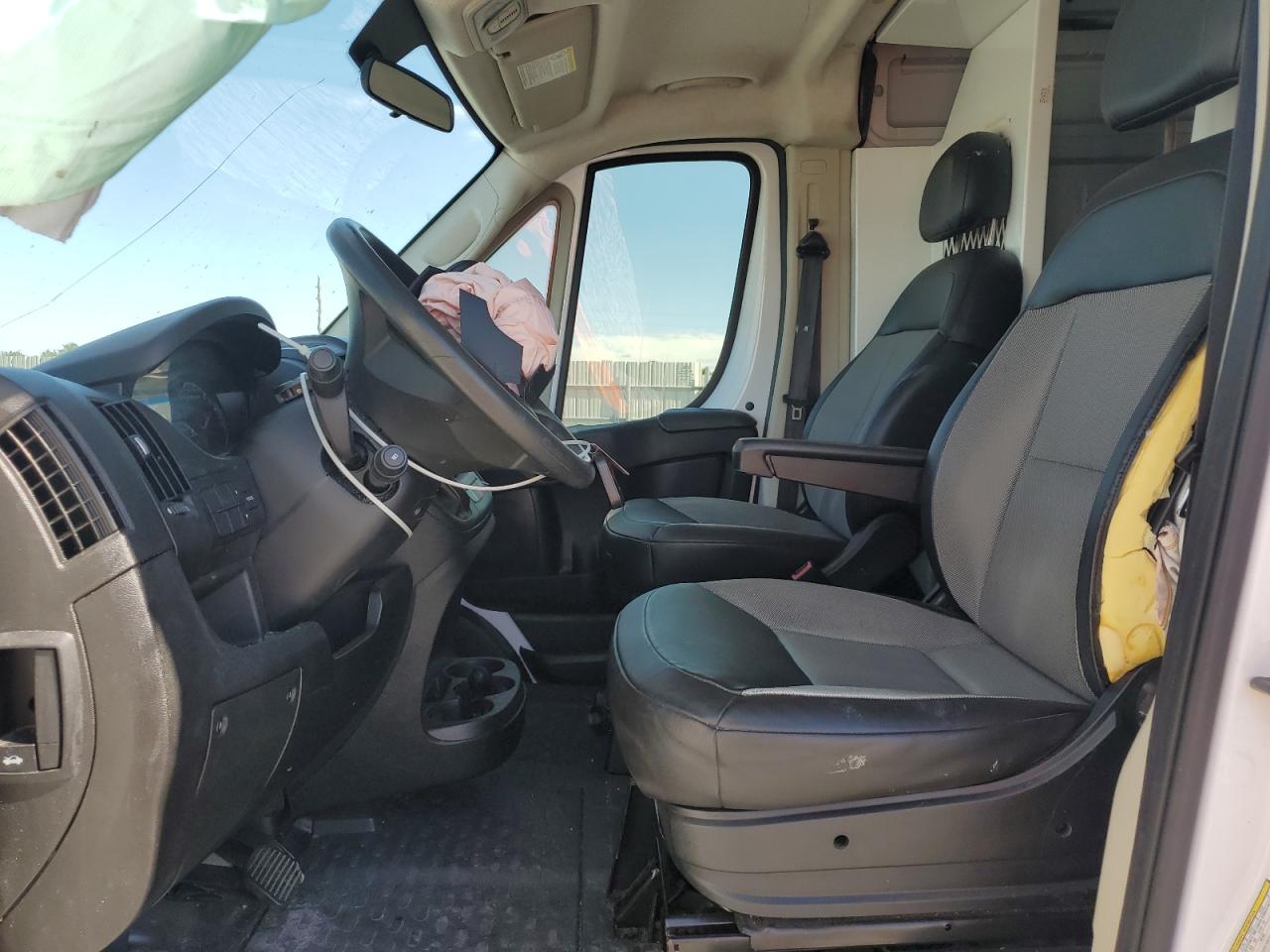 RAM PROMASTER 2500 HIGH