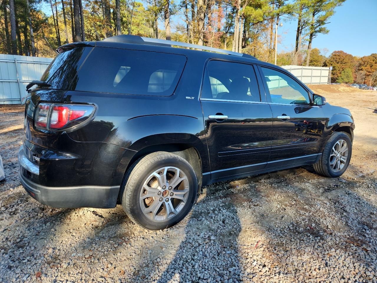GMC ACADIA SLT-1