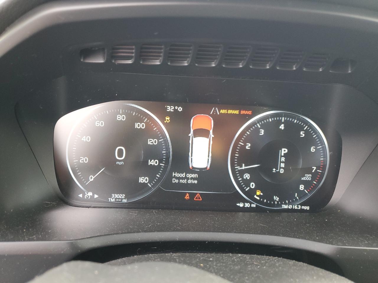 VOLVO XC90 T6 MOMENTUM