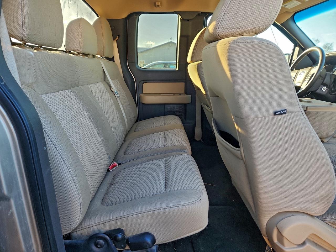 FORD F-150 SUPER CAB