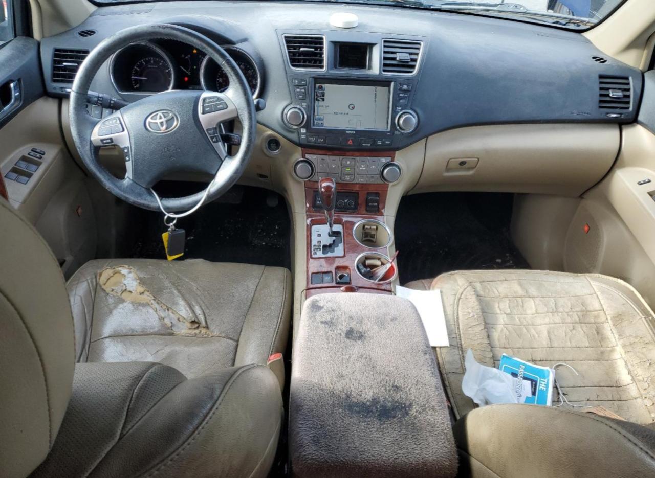 TOYOTA HIGHLANDER LIMITED