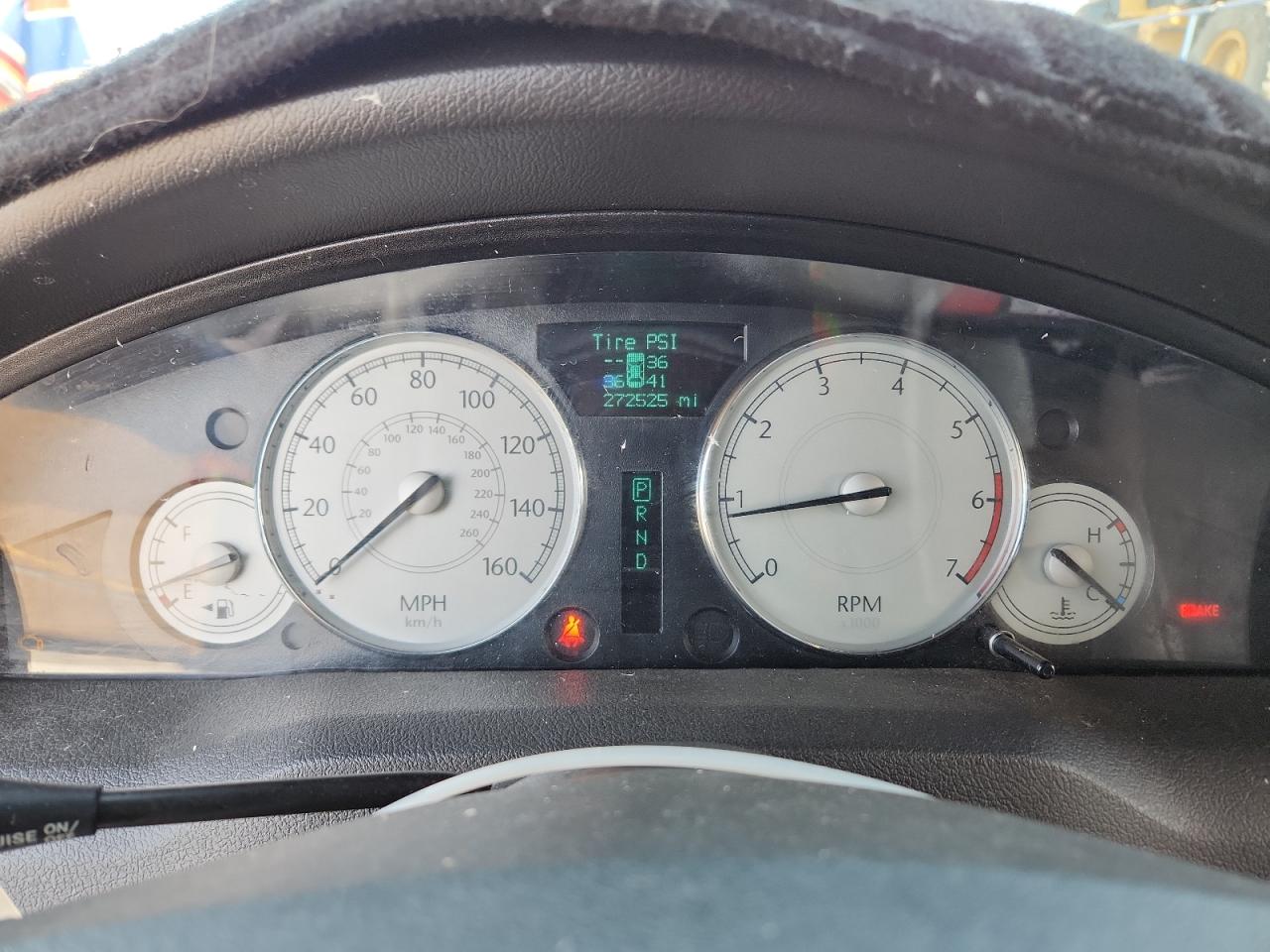 Lot #3305344301 2006 CHRYSLER 300C