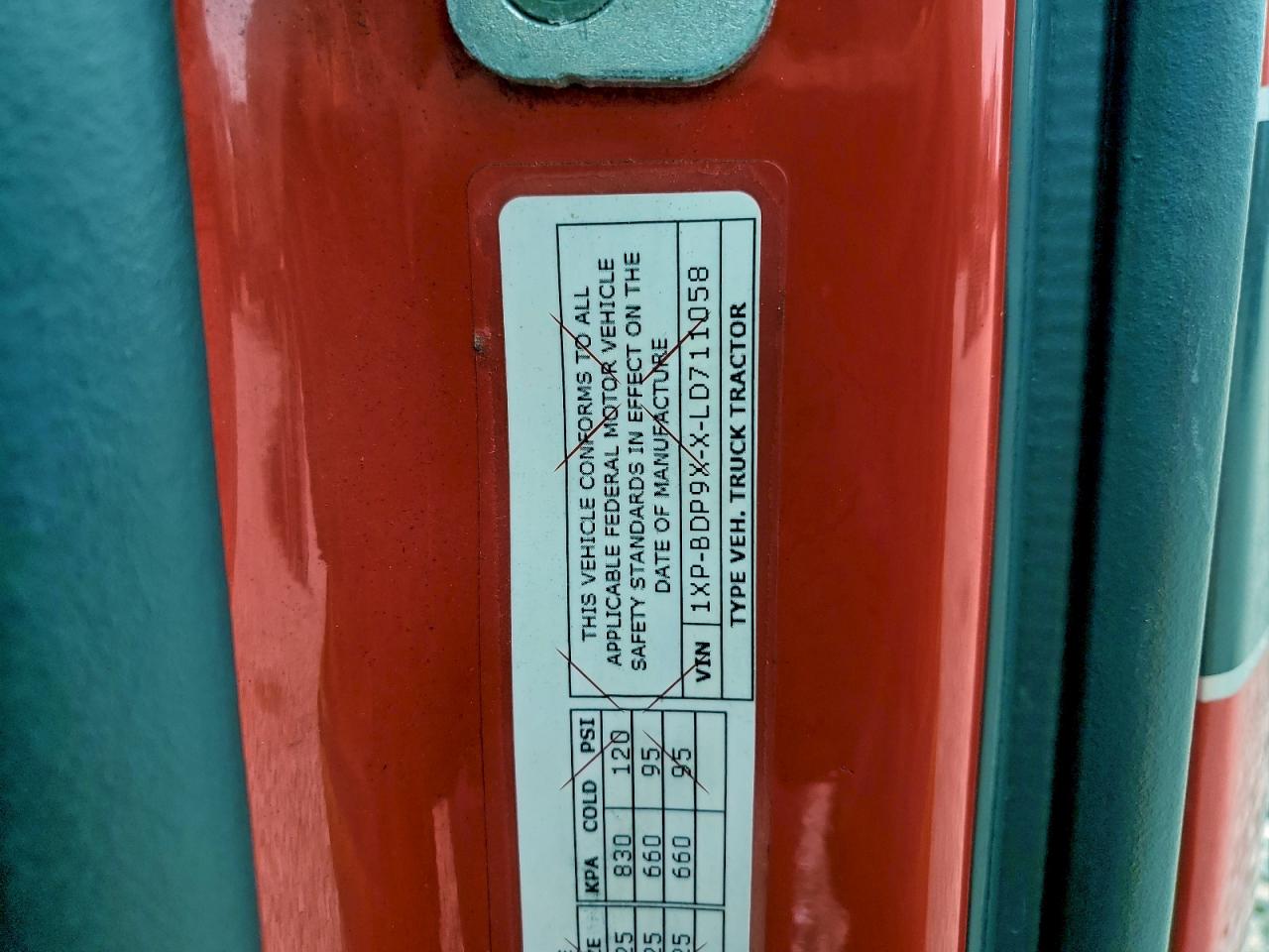 Lot #3297883793 2020 PETERBILT TRACTOR 579