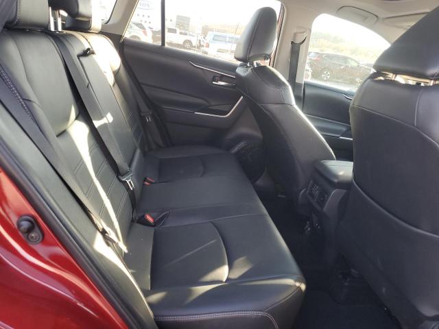 2019 TOYOTA RAV4 XLE P #3303872742