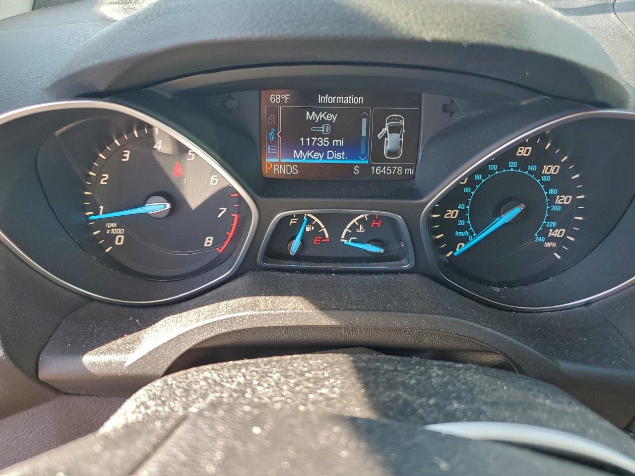 FORD ESCAPE TITANIUM