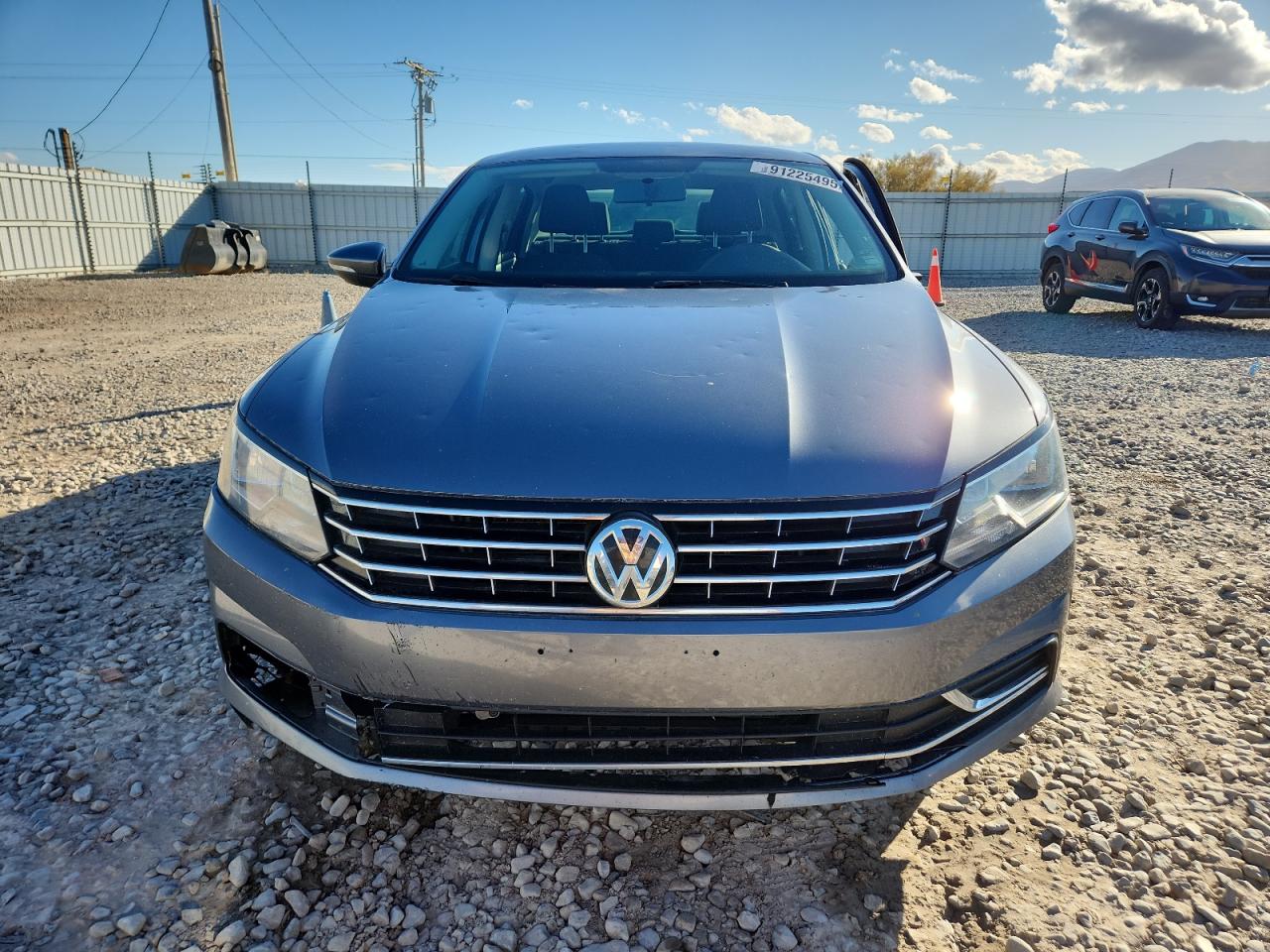VOLKSWAGEN PASSAT S