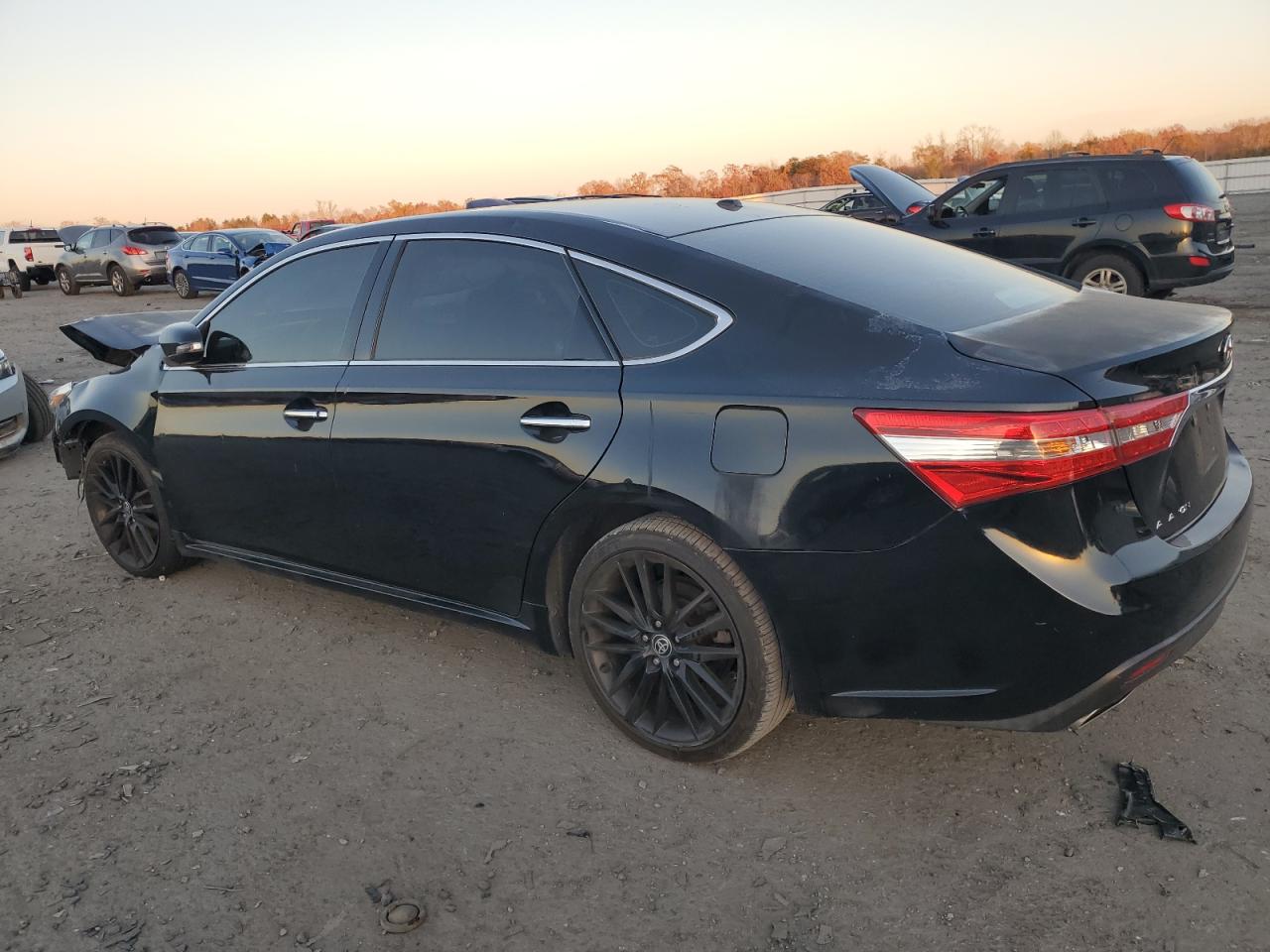 TOYOTA AVALON XLE