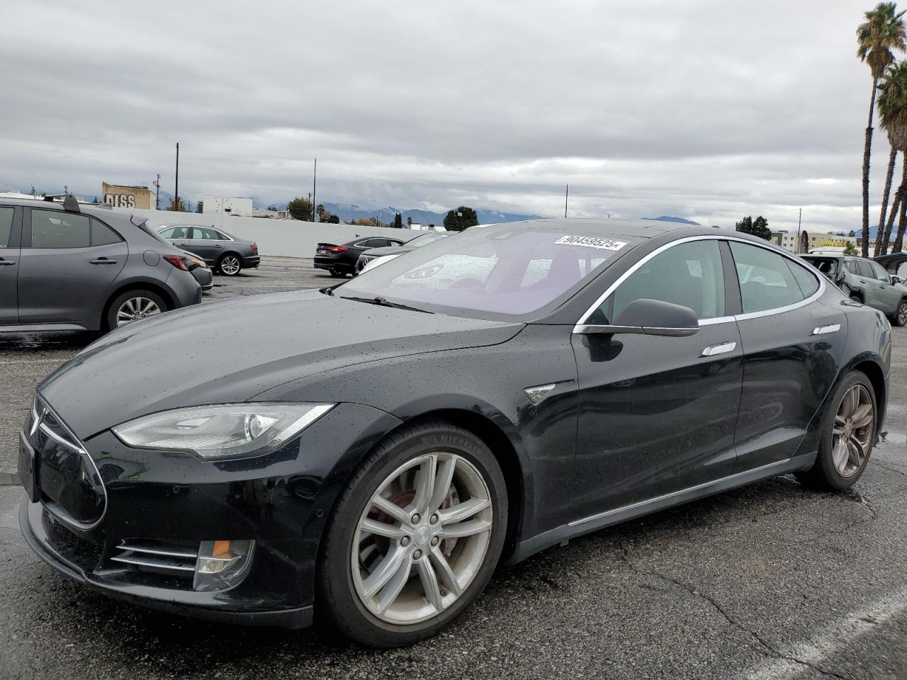 TESLA MODEL S