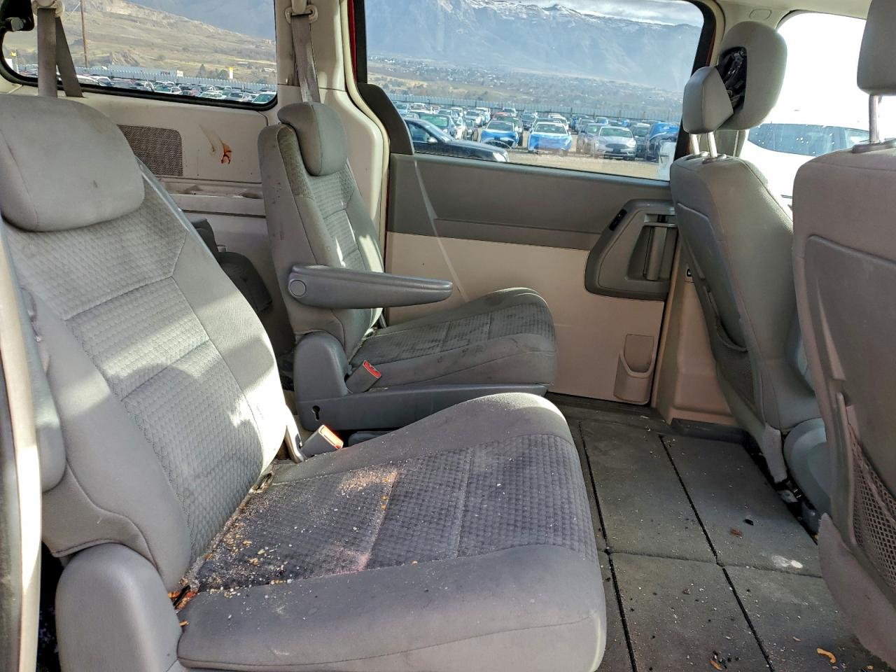 CHRYSLER TOWN & COUNTRY TOURING