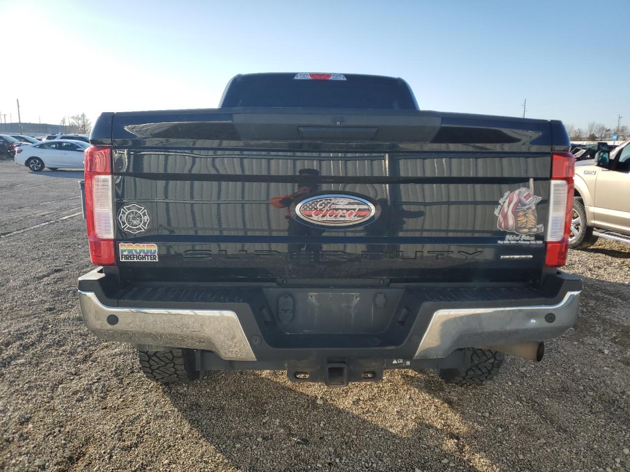 FORD F-250 SUPER DUTY